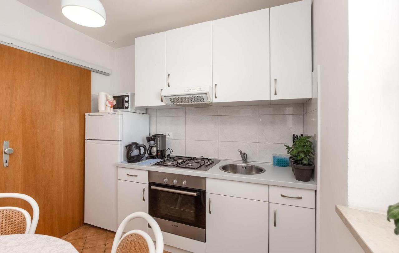 Ferienwohnung Rina B4 Poreč Exterior foto
